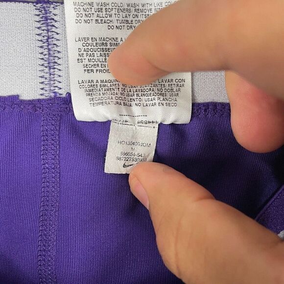 NIKE Dri Fit Pro Base Layer Womans Capri Athletic Medium Purple - Picture 9 of 10